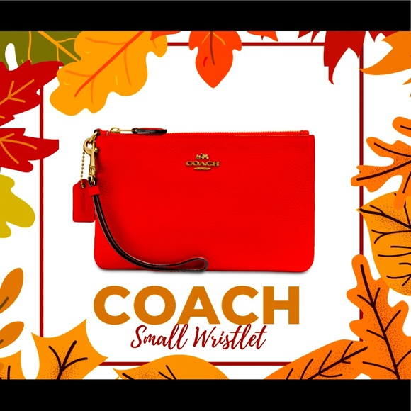Coach Small Wristlet - Polished Pebbled Leather ❤️